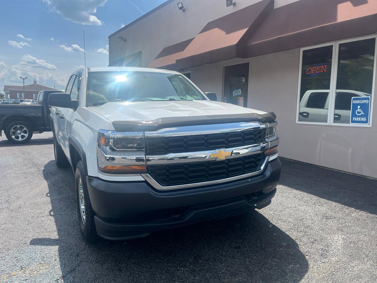 Used 2018 Chevrolet Silverado 1500 W/T w/ WT Fleet Convenience Package AWD/4WD image 2