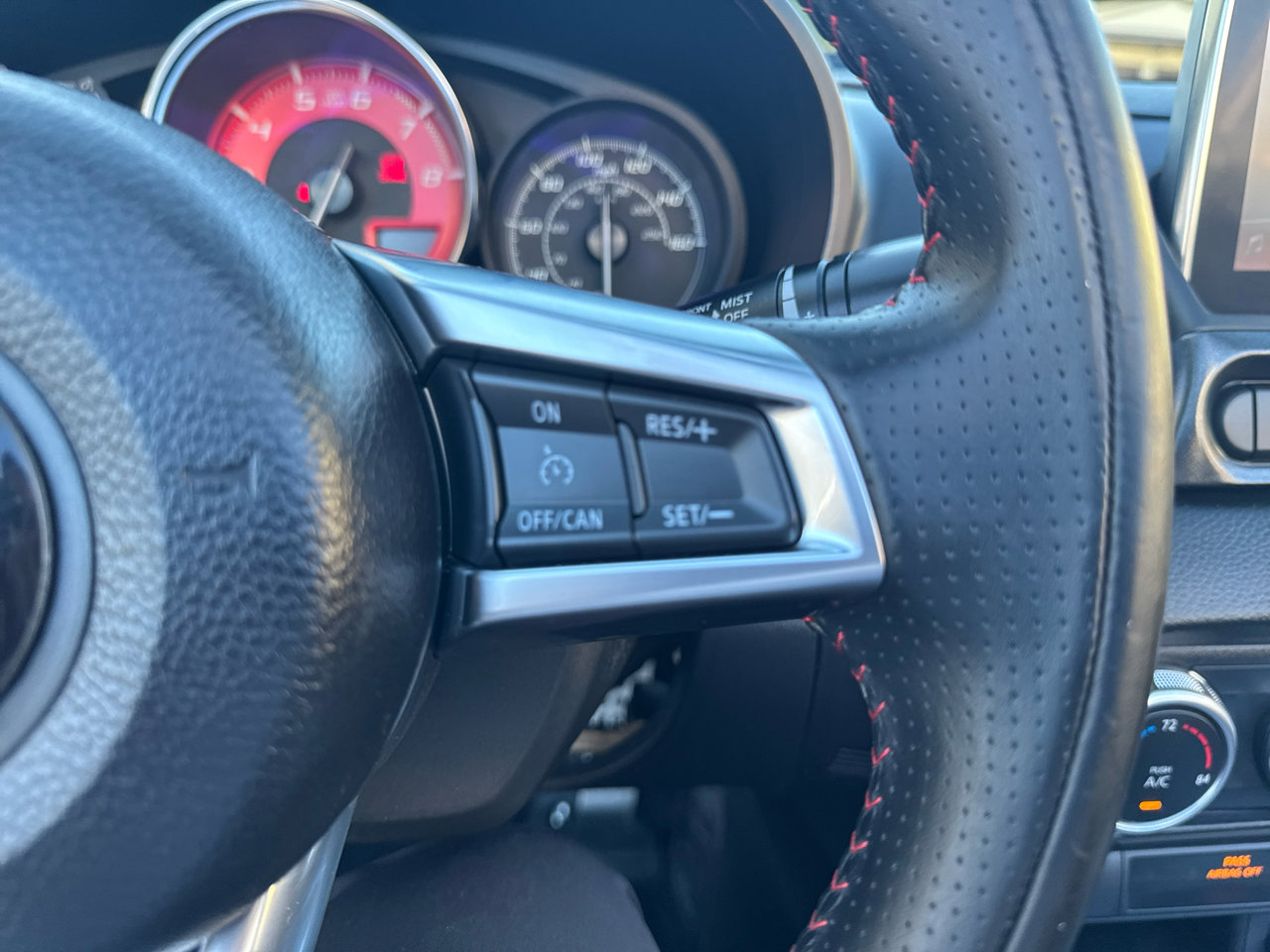 Used 2017 FIAT 124 Spider Abarth image 31