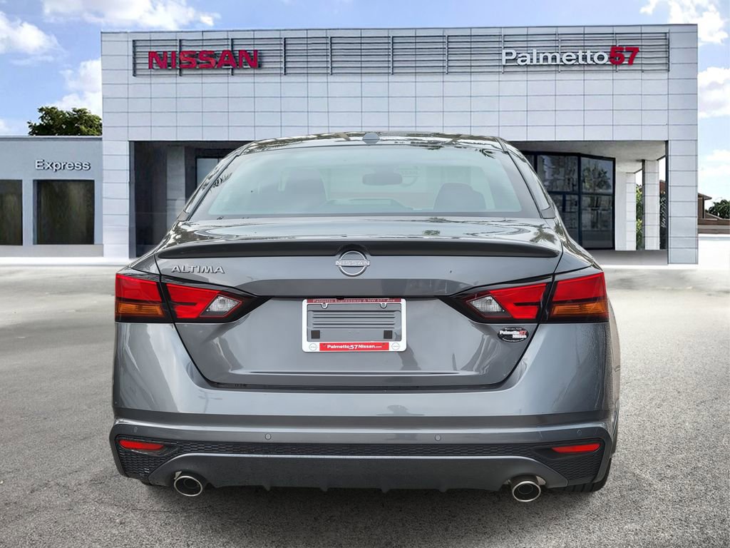 Used 2025 Nissan Altima 2.5 SV w/ SV Special Edition Package image 5