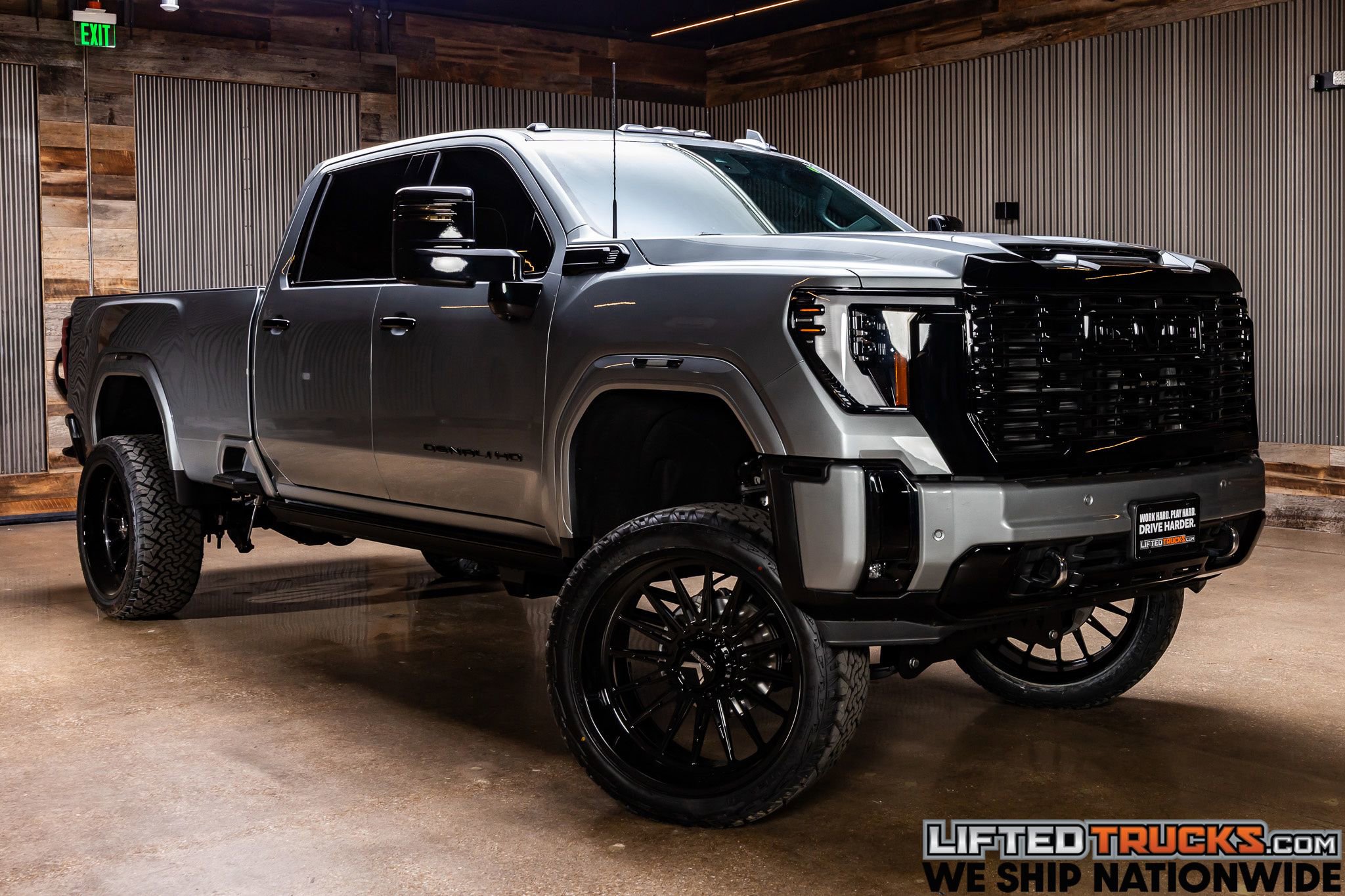 Used 2024 GMC Sierra 2500 Denali Ultimate w/ Max Trailering Package AWD/4WD image 1