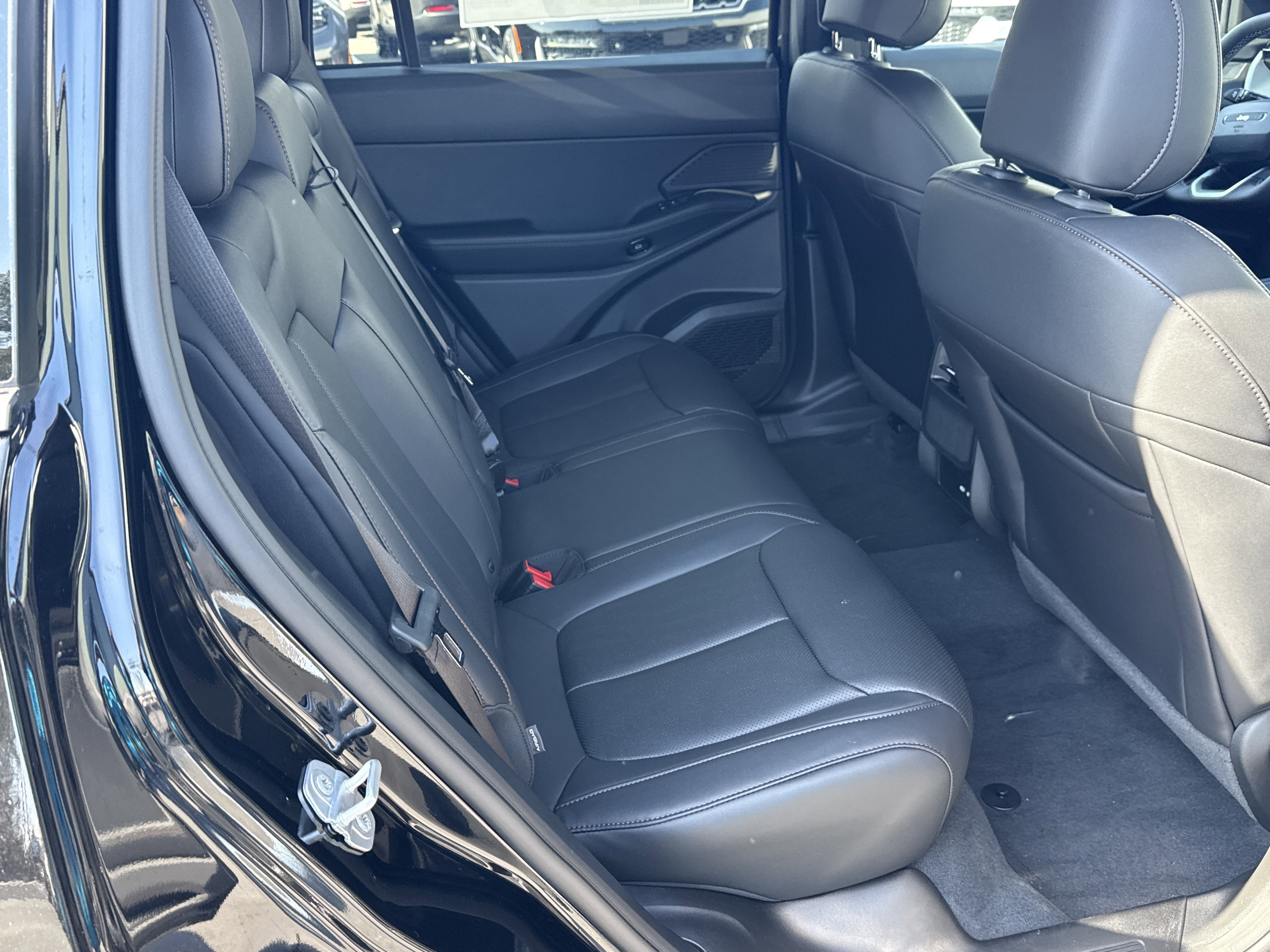 New 2026 Jeep Cherokee Limited AWD/4WD image 19