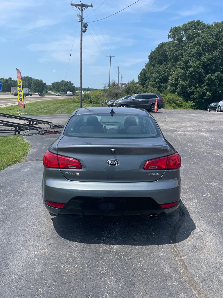 Used 2016 Kia Forte Koup EX FWD image 4