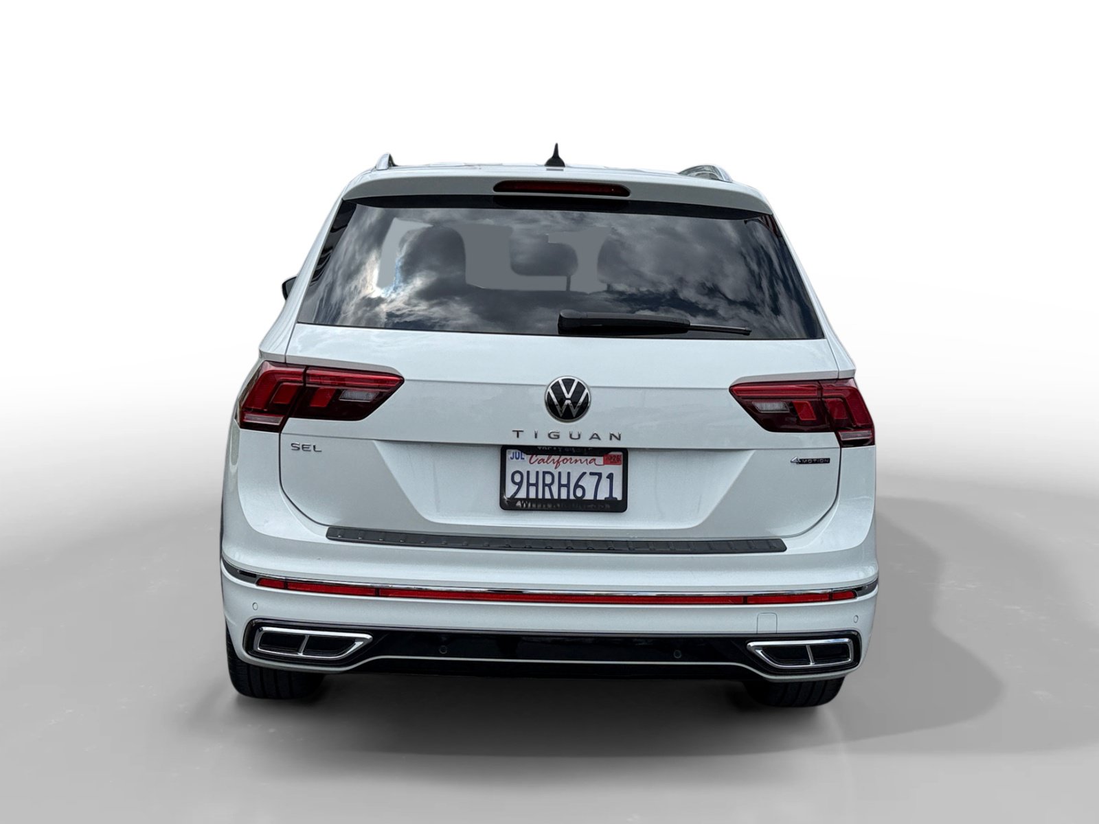 Certified 2023 Volkswagen Tiguan SEL R-Line AWD/4WD image 4