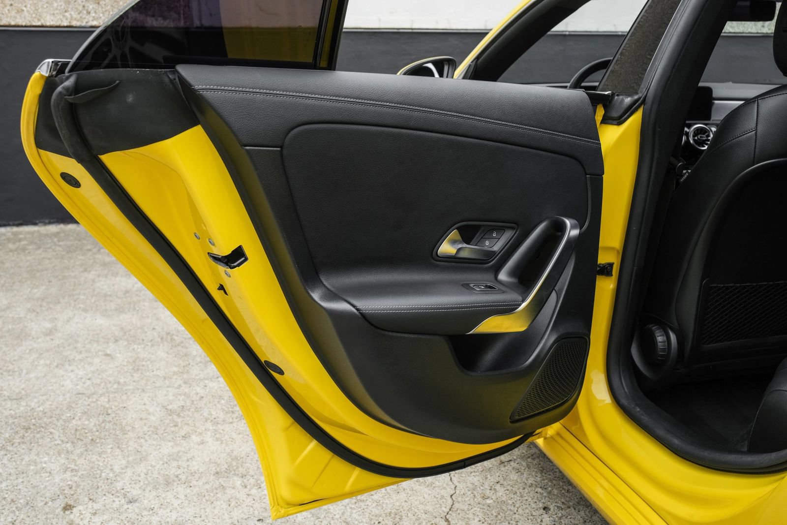 Used 2022 Mercedes-Benz CLA 250 image 46
