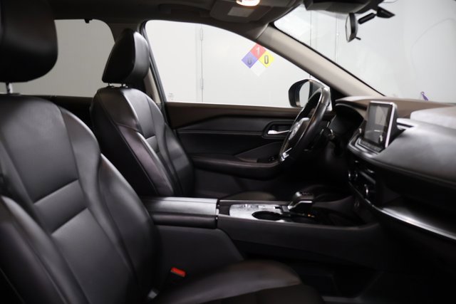 Used 2023 Nissan Rogue SV w/ SV Premium B Package FWD image 27