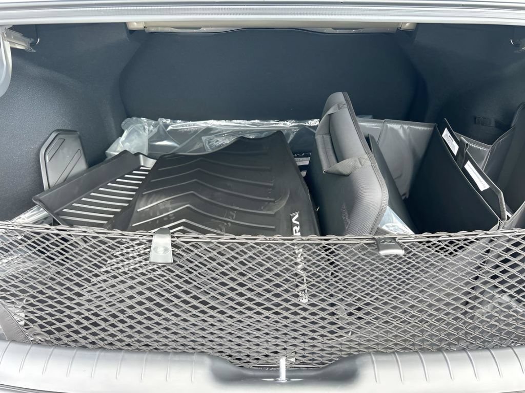 New 2026 Hyundai Elantra Sport FWD image 13