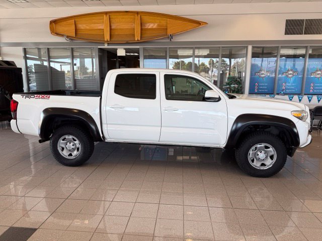 Used 2021 Toyota Tacoma SR AWD/4WD image 3