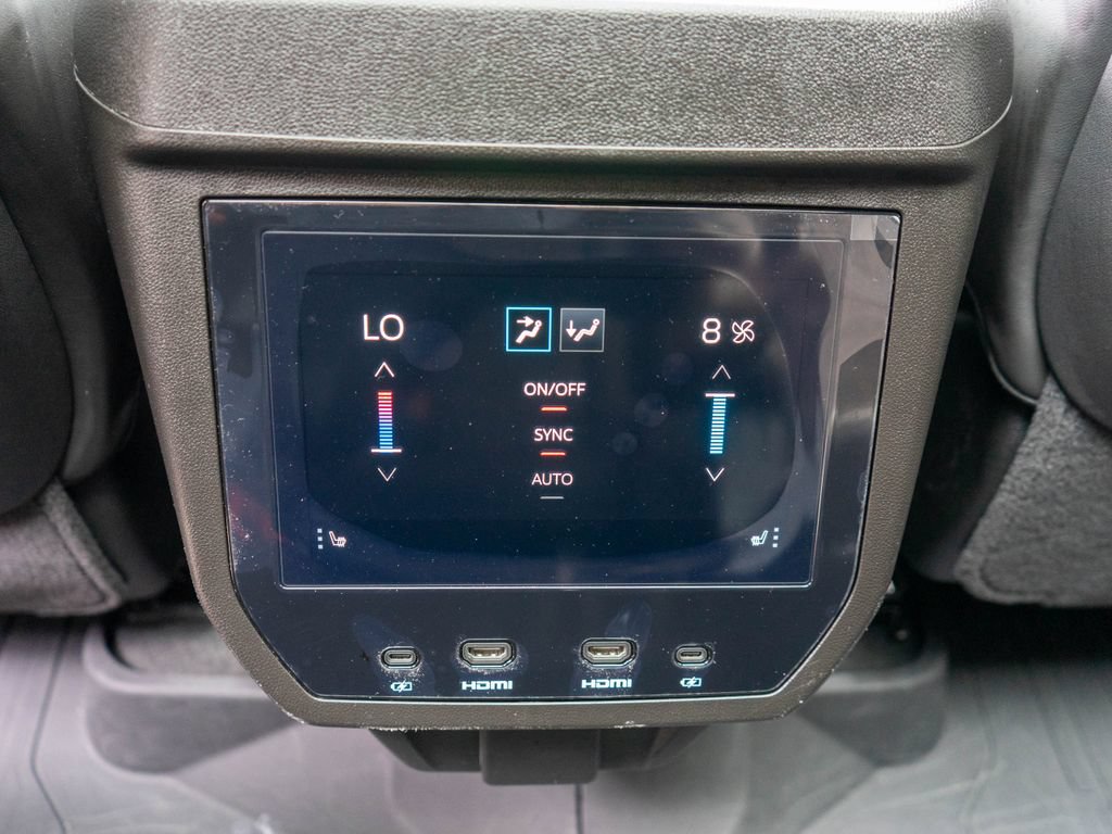 Used 2026 GMC Yukon Denali Ultimate w/ LPO, Floor Liner Package AWD/4WD image 16