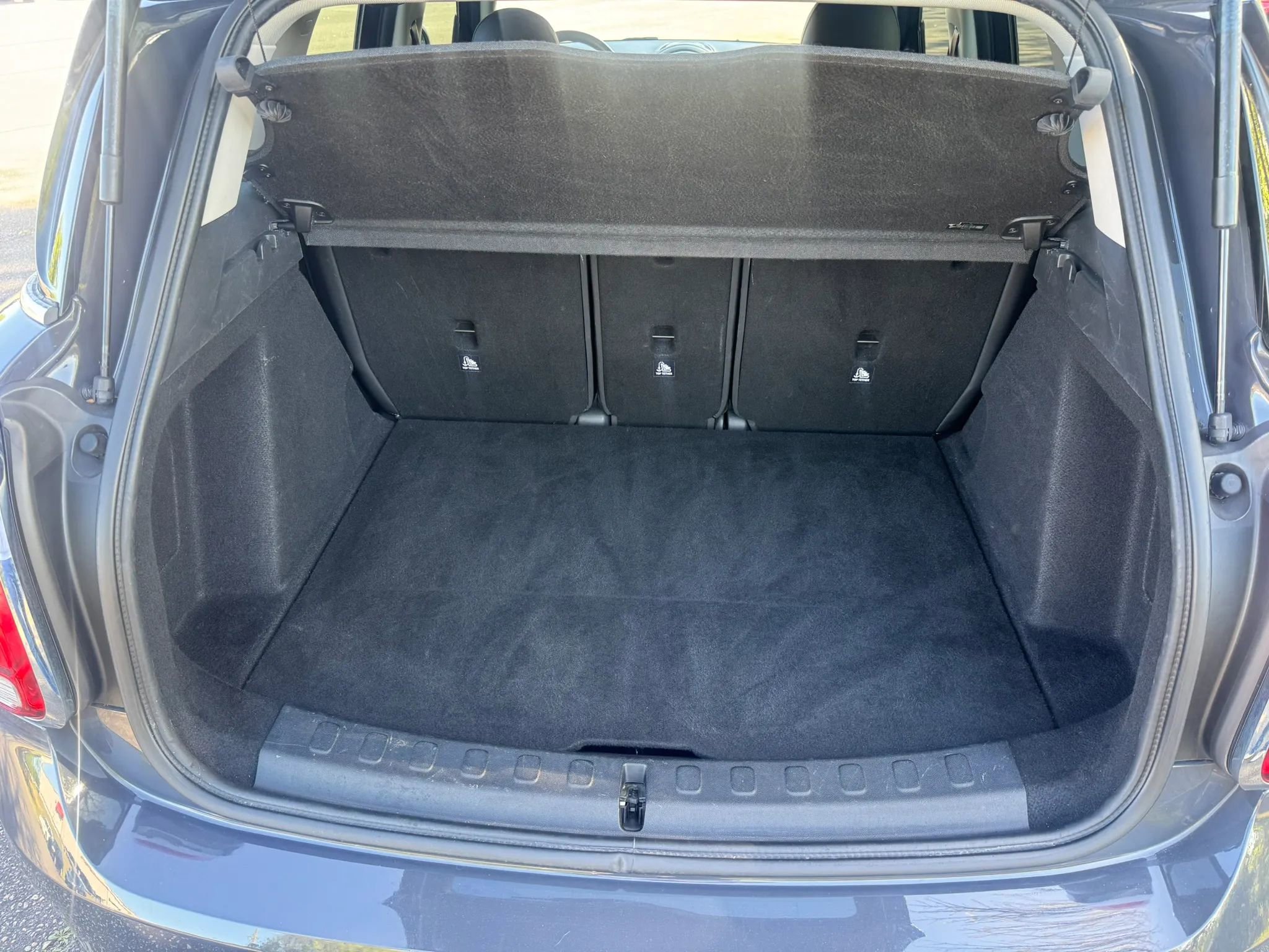 Used 2019 MINI Cooper Countryman S w/ Premium Package image 15