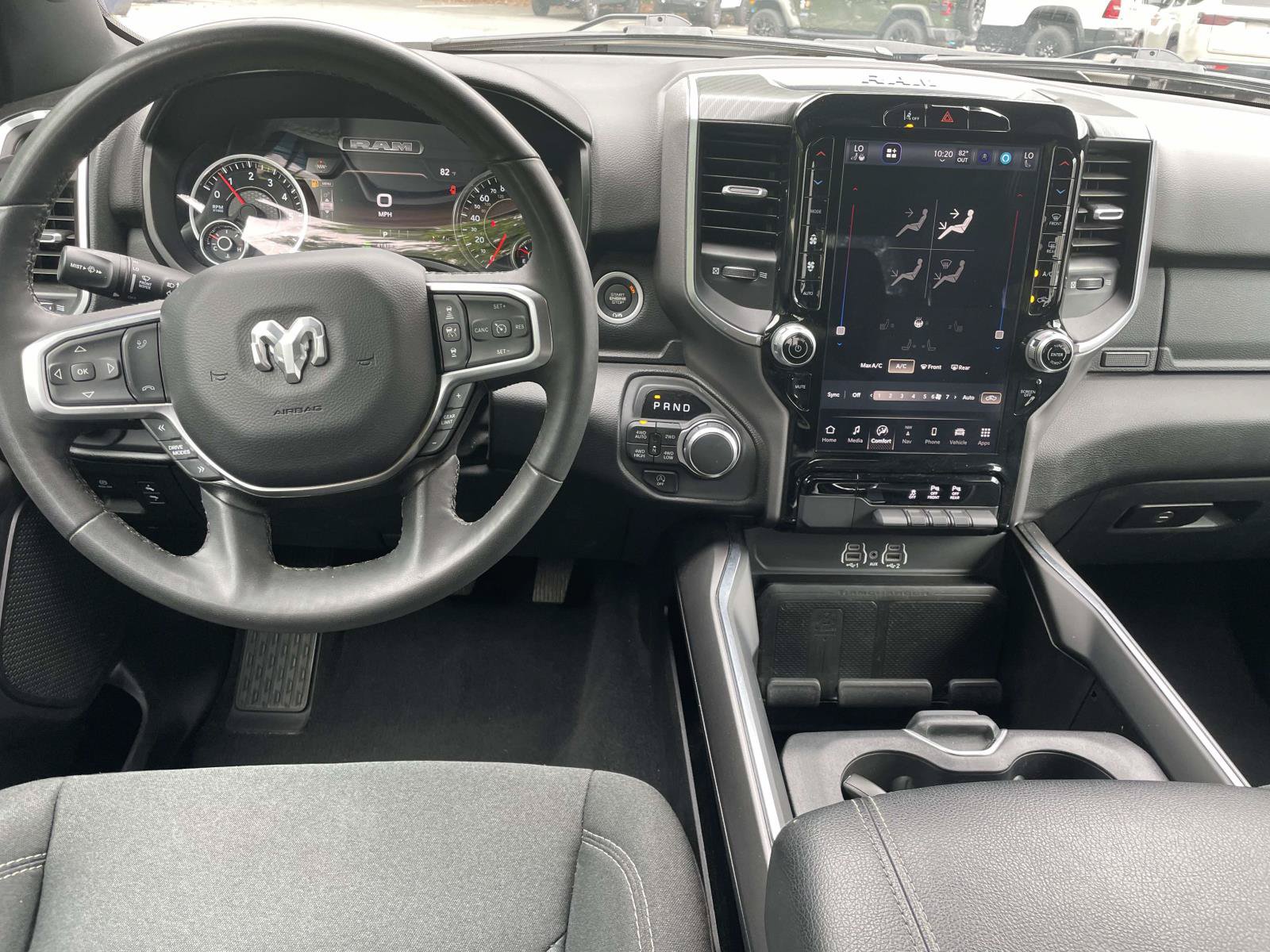 Used 2025 RAM 1500 Big Horn AWD/4WD image 13