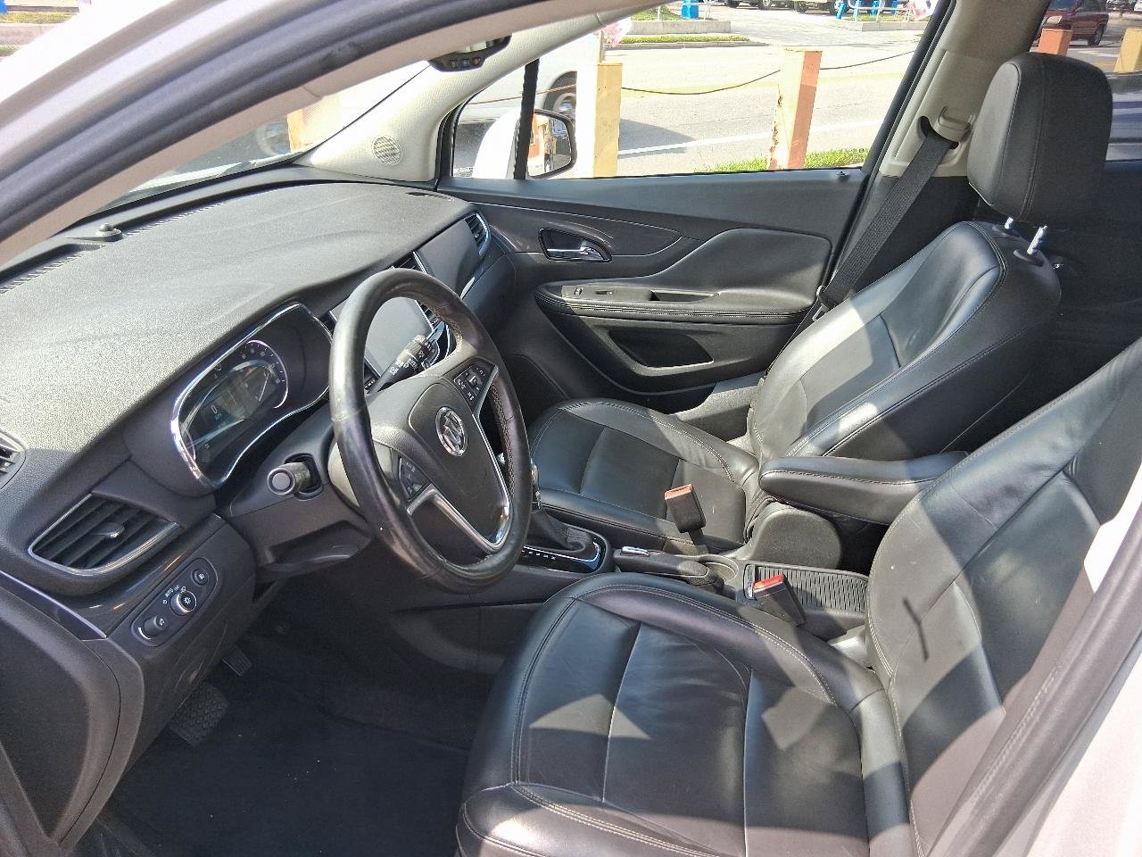 Used 2018 Buick Encore Essence FWD image 14