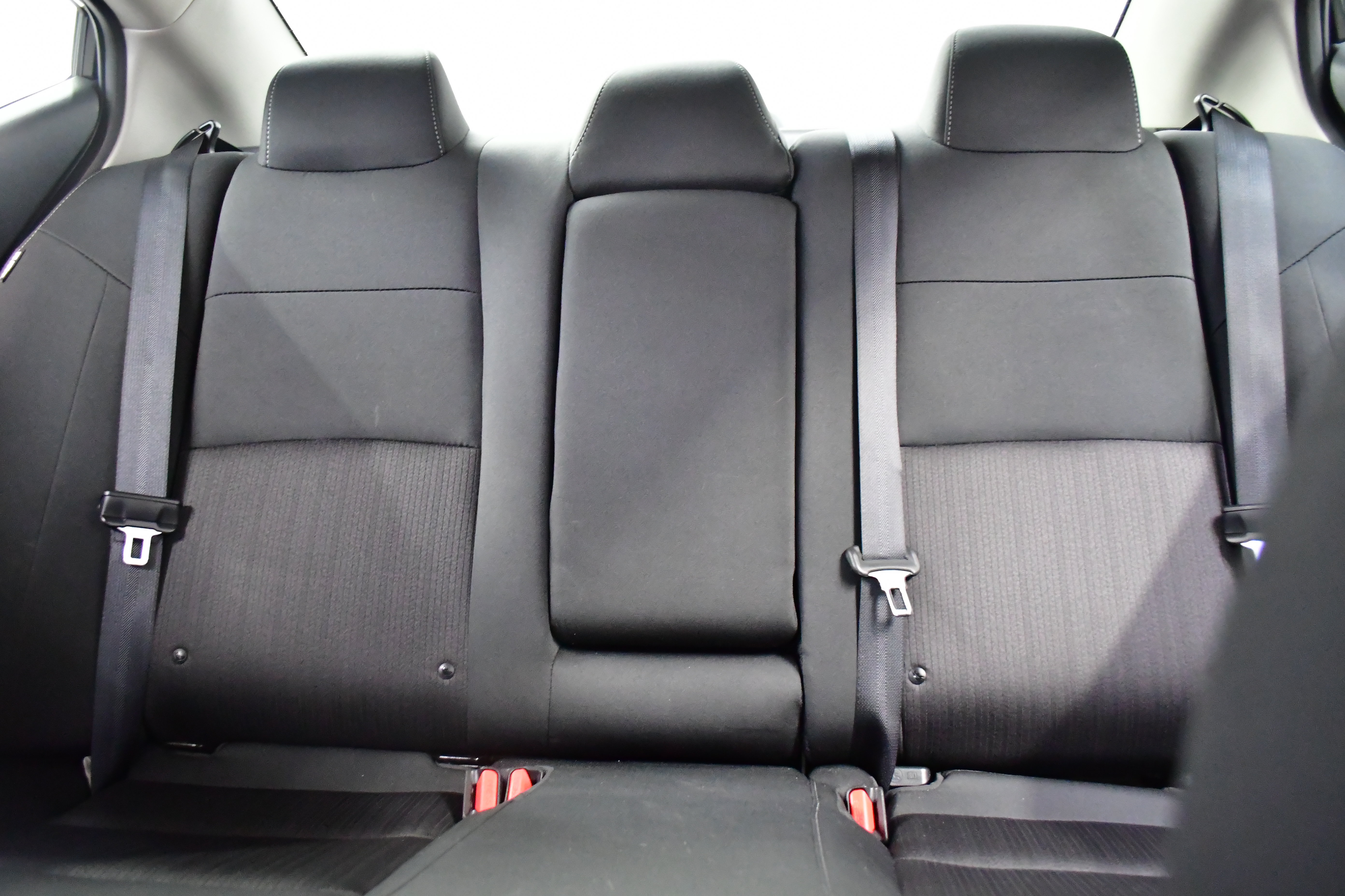 Used 2025 Nissan Altima 2.5 SV FWD image 11