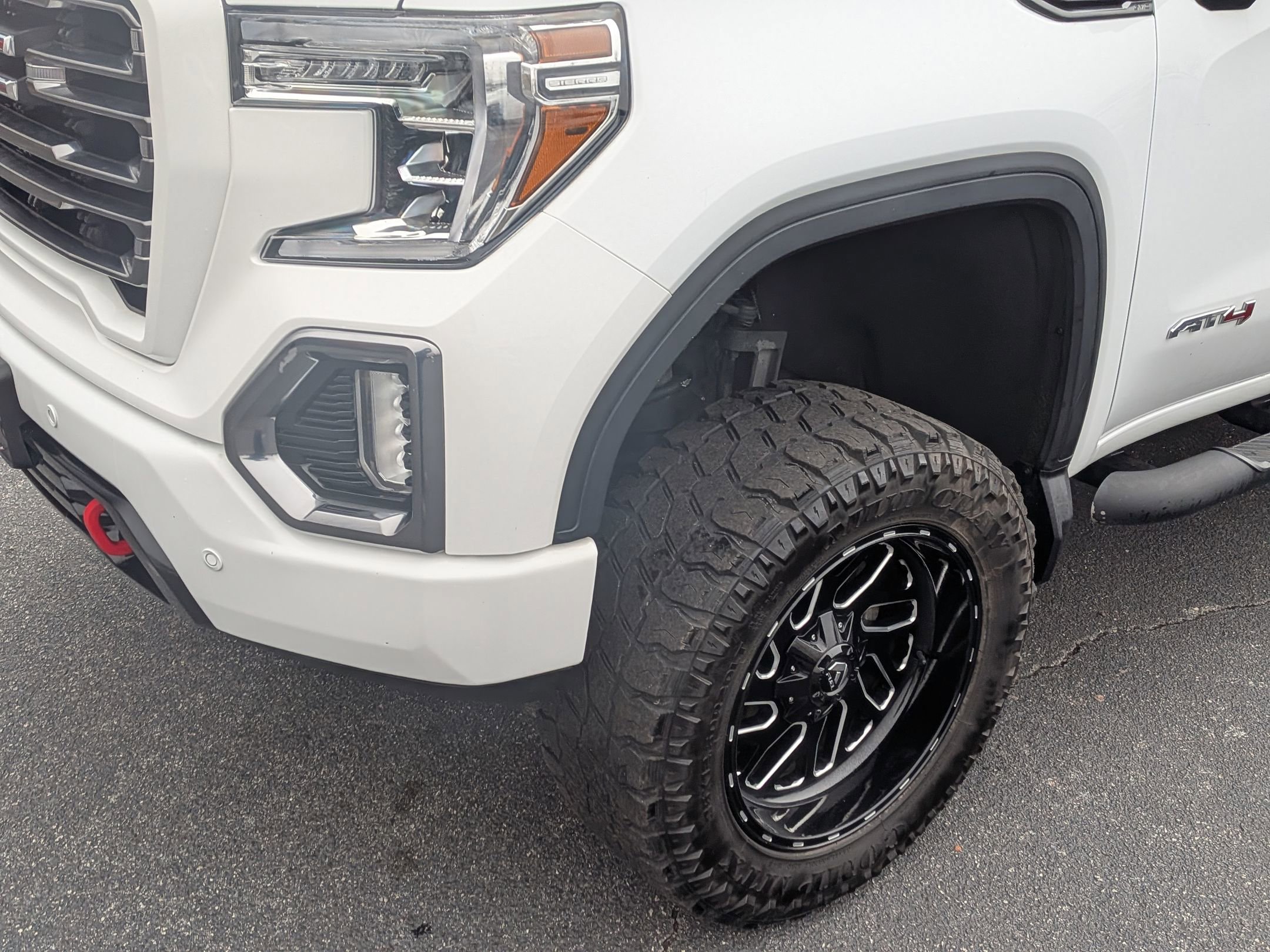 Used 2020 GMC Sierra 1500 AT4 image 11