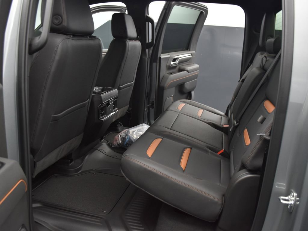 New 2026 GMC Sierra 2500 AT4 w/ AT4 Premium Plus Package image 18