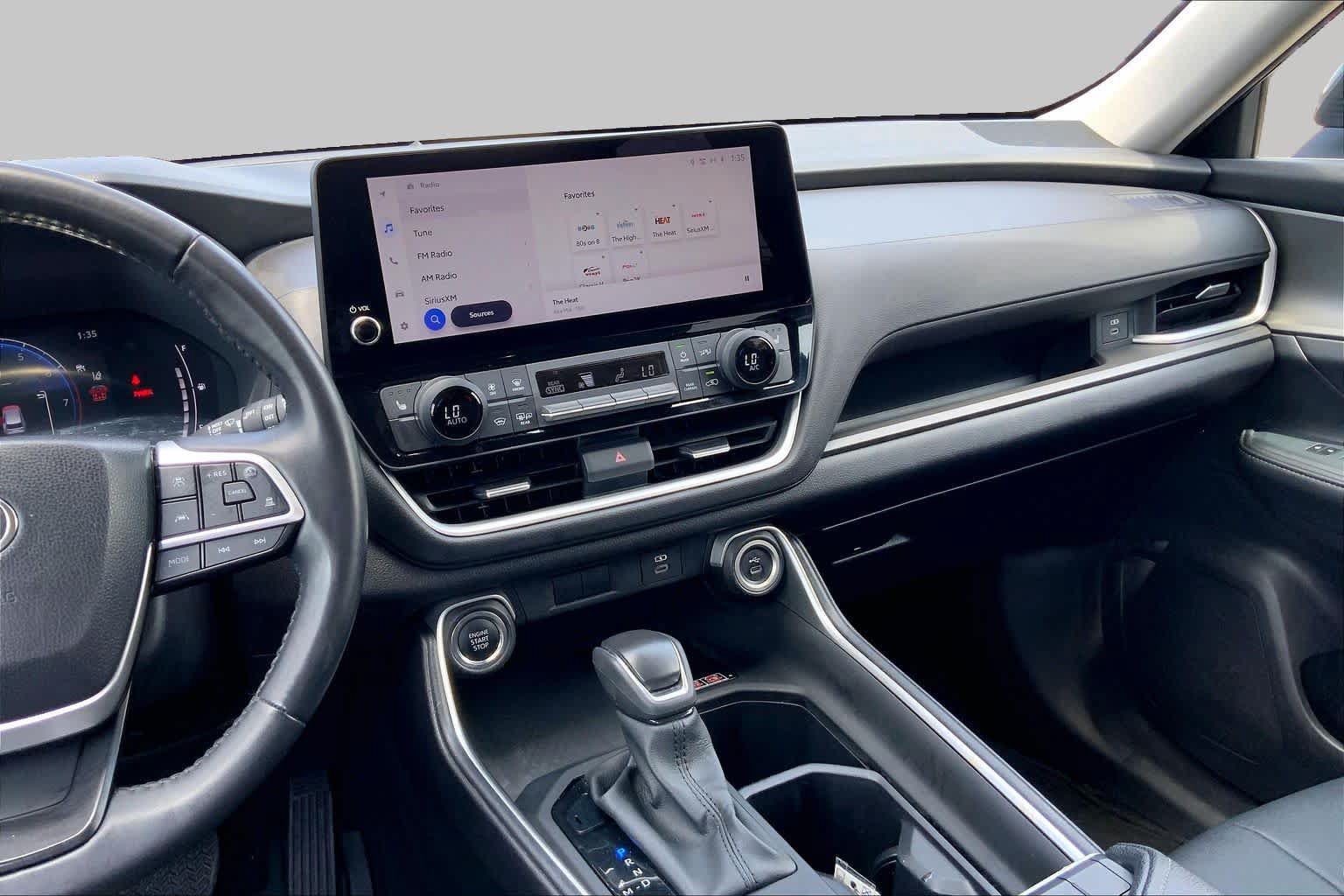 Used 2025 Toyota Grand Highlander FWD image 7
