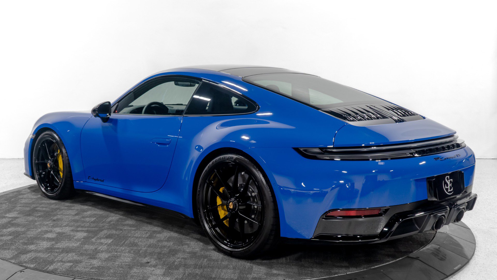 Used 2026 Porsche 911 Carrera GTS image 18