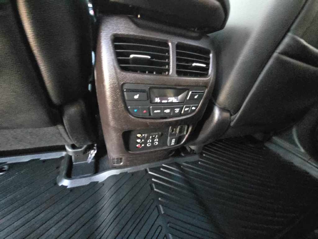 Used 2020 Acura MDX w/ Tech & Entertainment Pkg AWD/4WD image 34