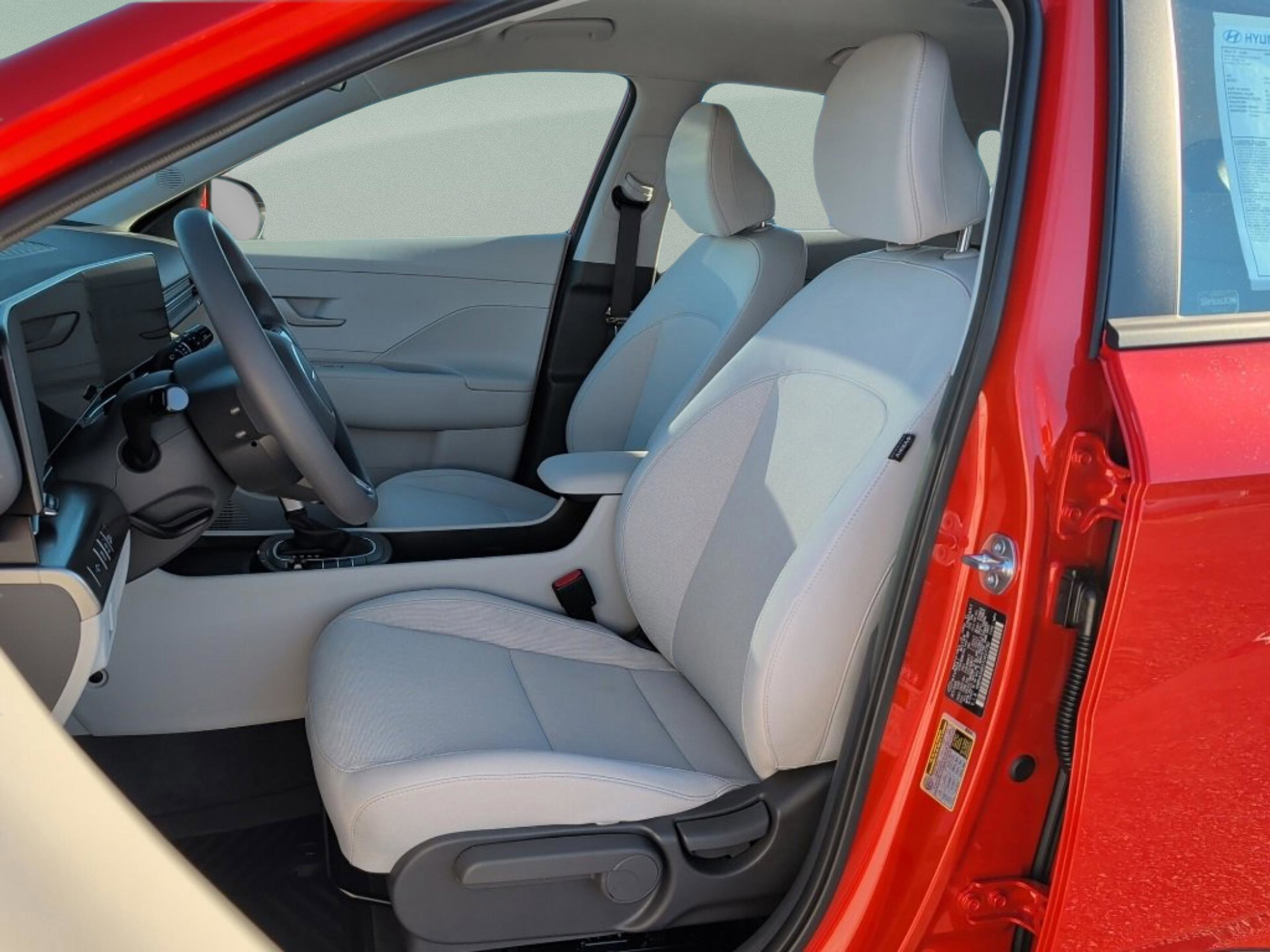 New 2026 Hyundai Kona SE FWD image 11