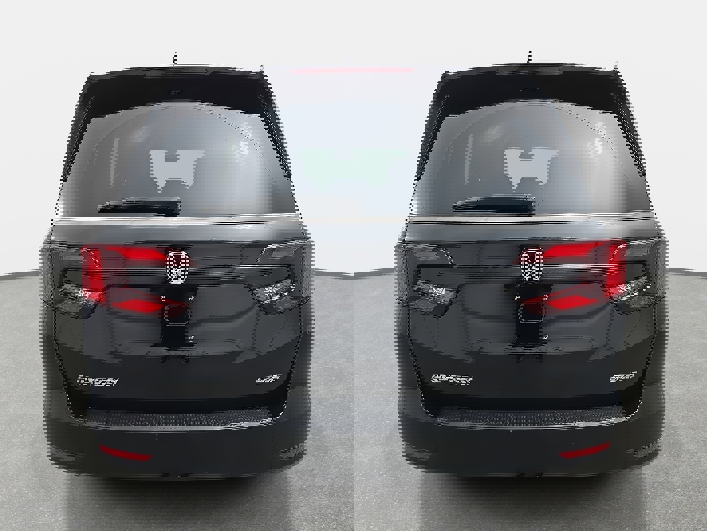 Used 2024 Honda Odyssey Sport image 6