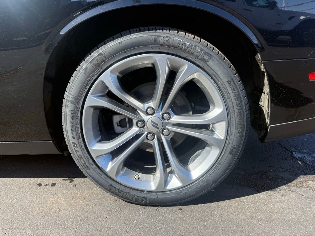 Used 2022 Dodge Challenger R/T image 33