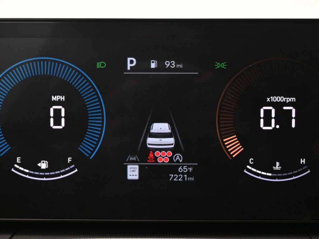 Certified 2026 Hyundai Santa Fe SEL image 9