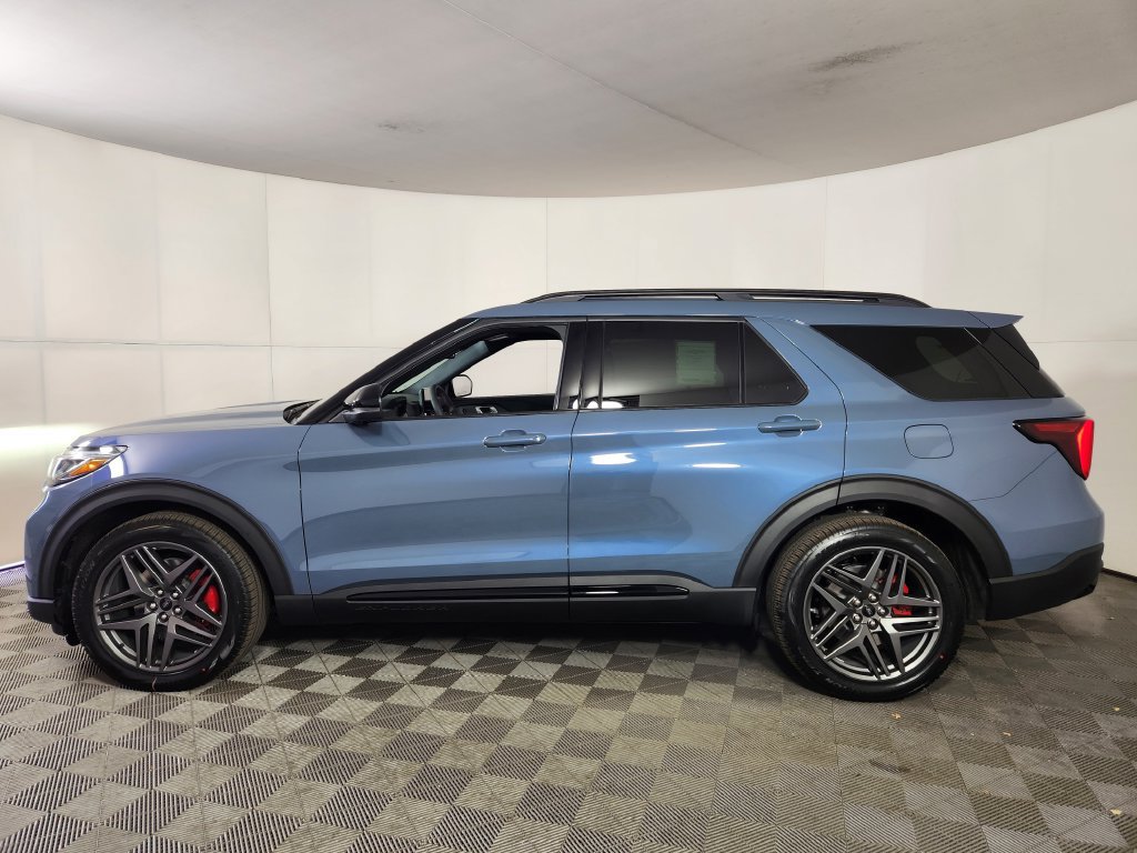 New 2026 Ford Explorer ST w/ Sun And Sound Package AWD/4WD image 4