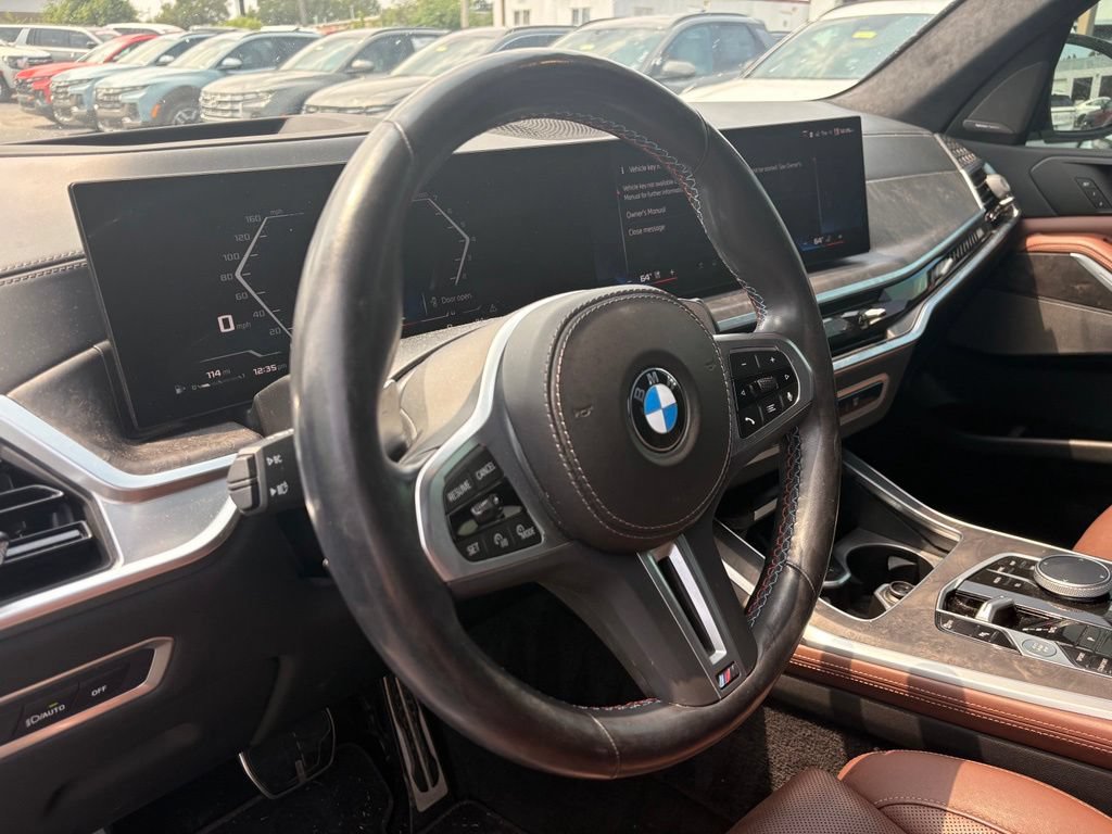 Used 2024 BMW X7 M60i AWD/4WD image 10