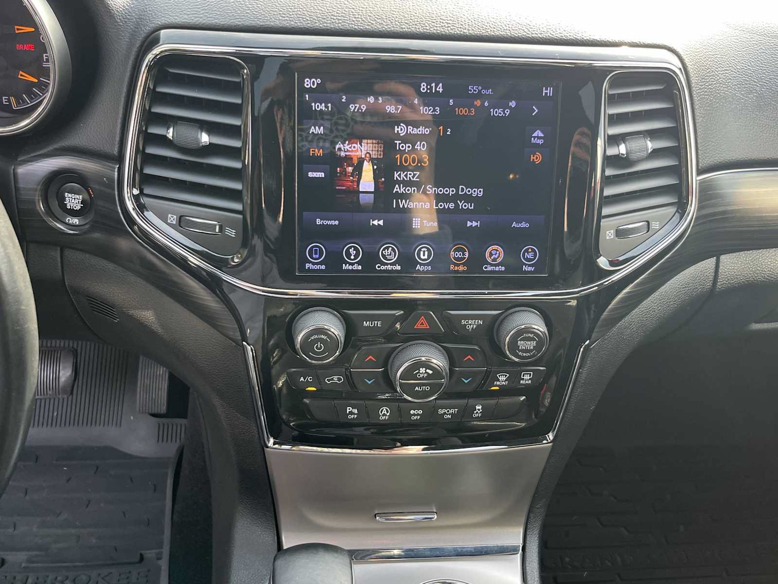 Used 2019 Jeep Grand Cherokee Altitude AWD/4WD image 21