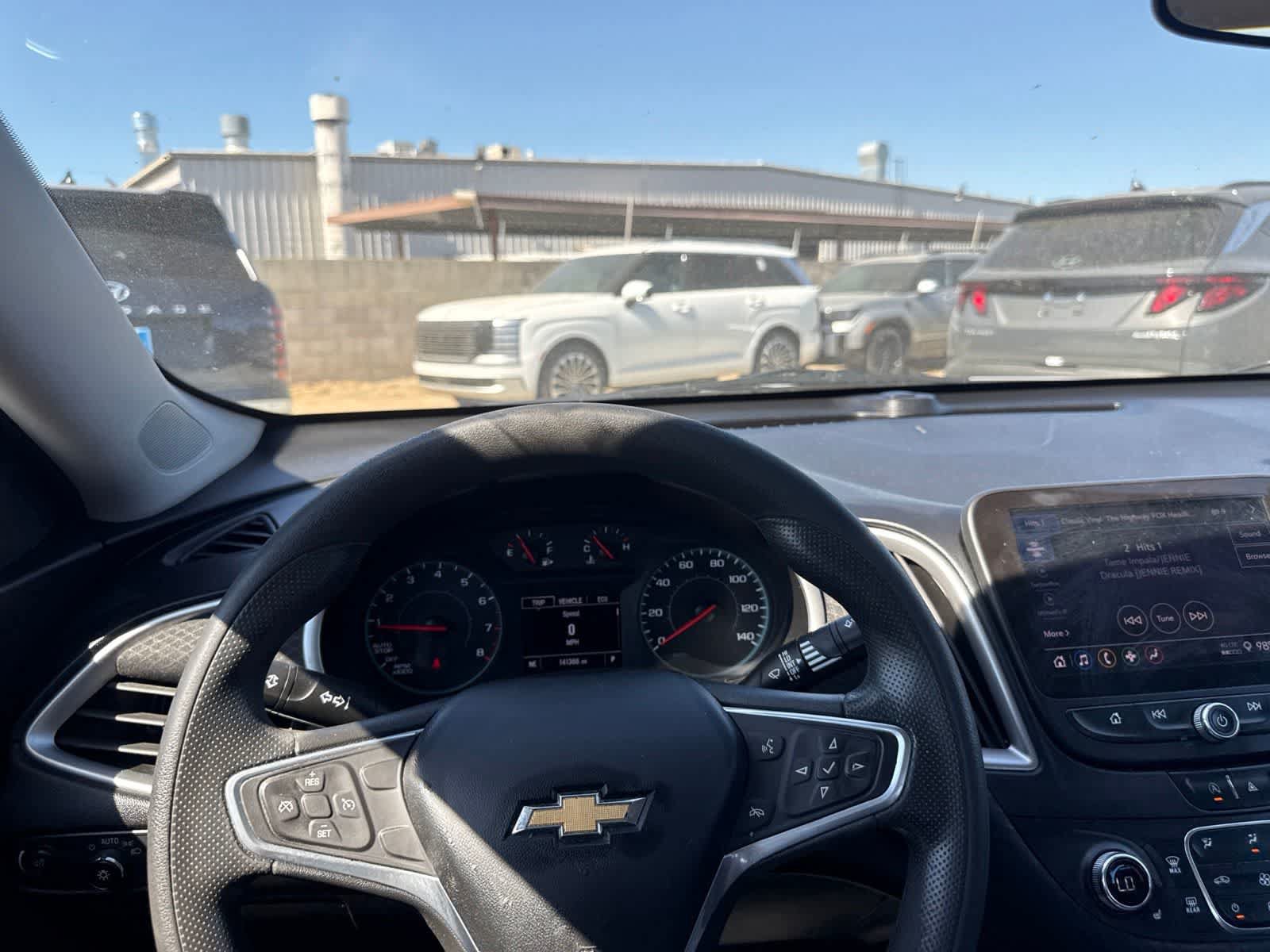 Used 2022 Chevrolet Malibu LT FWD image 25