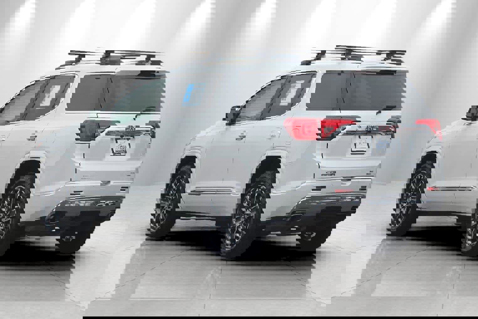 Used 2017 GMC Acadia Denali w/ Technology Package image 6