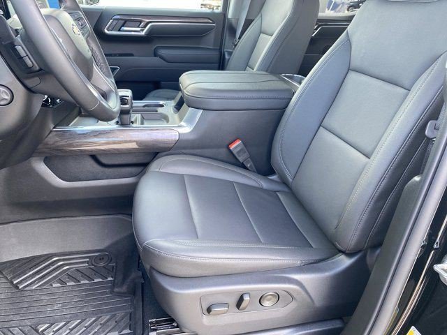 Certified 2026 Chevrolet Silverado 1500 LTZ w/ LTZ Premium Package image 12