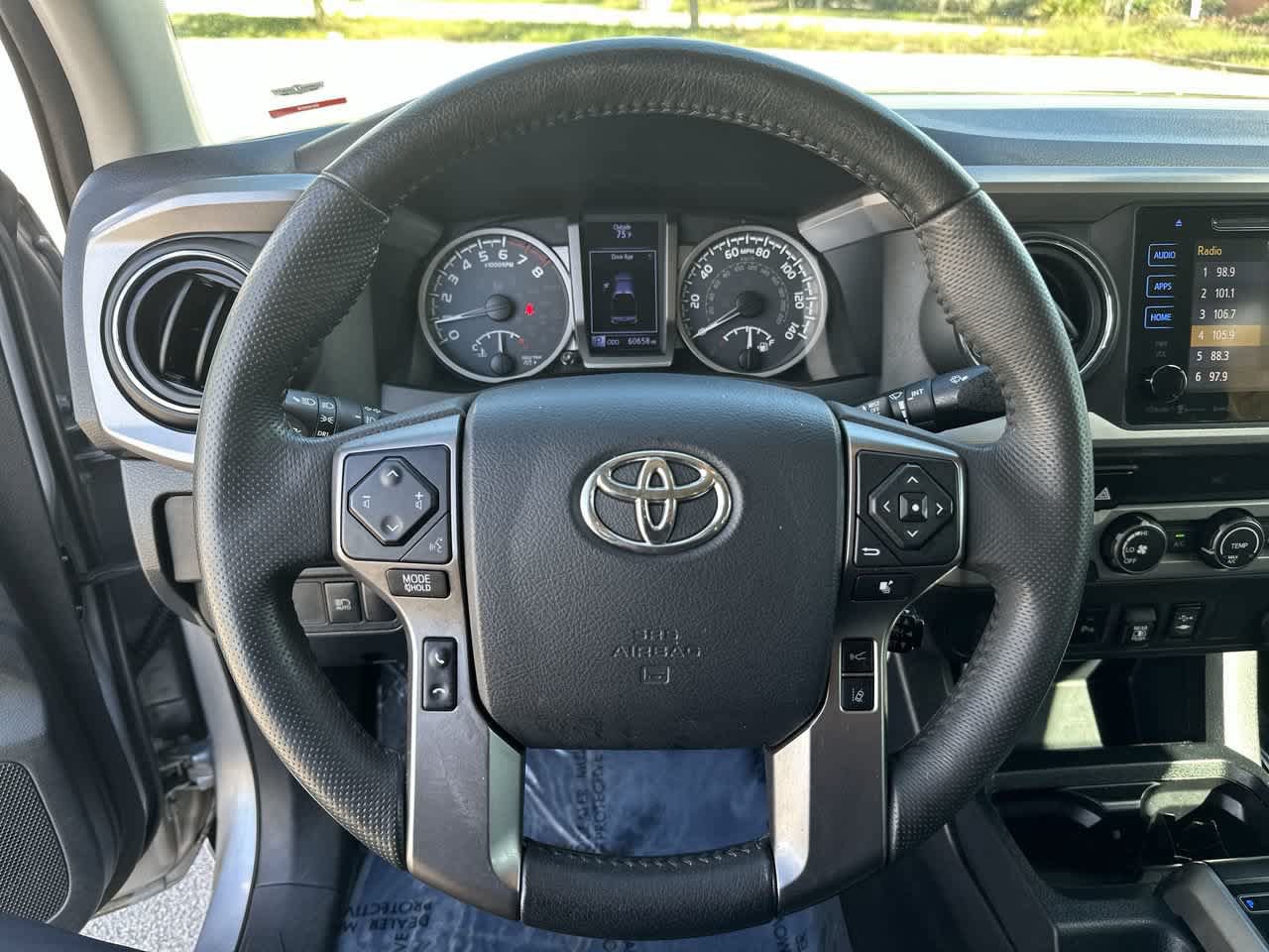 Used 2019 Toyota Tacoma SR5 RWD image 23