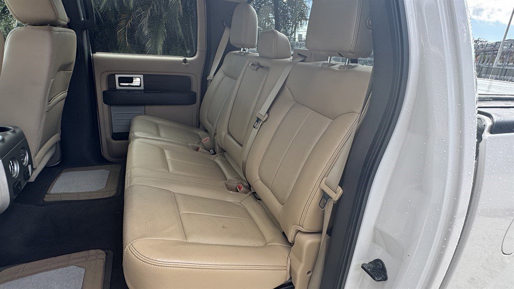 Used 2014 Ford F150 Lariat w/ Equipment Group 502A Luxury image 9