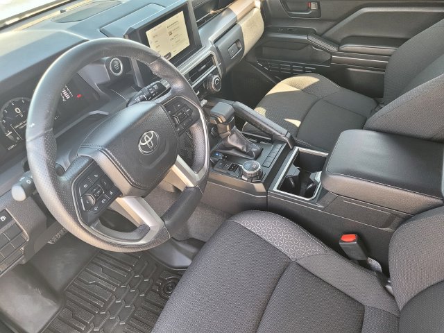 Used 2026 Toyota 4Runner SR5 AWD/4WD image 17