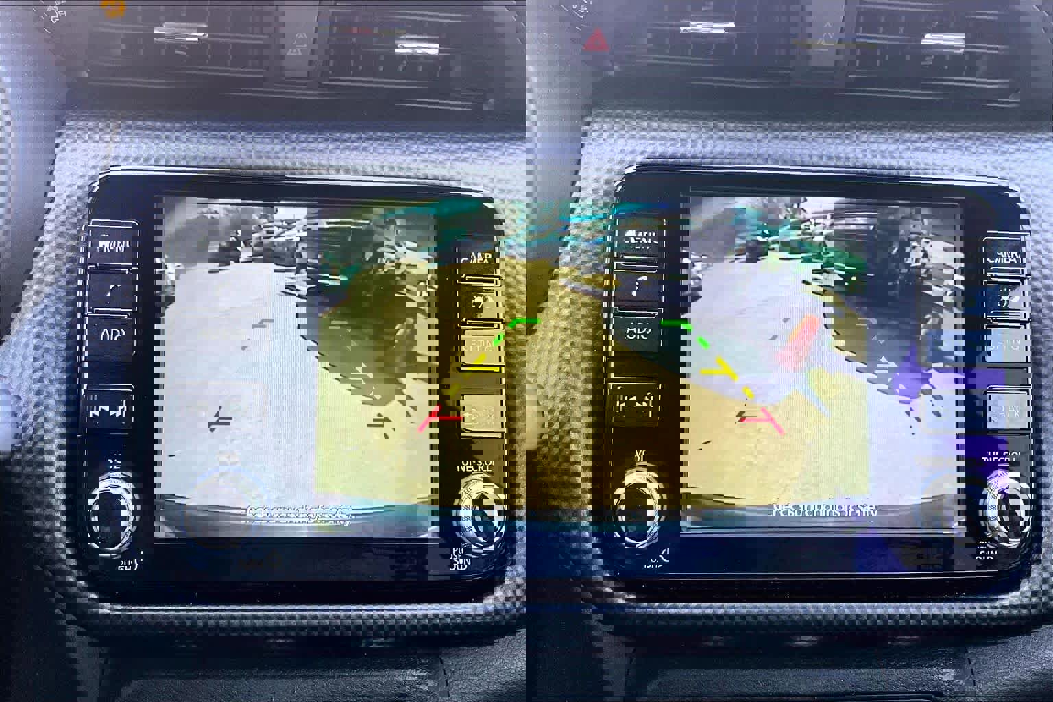 Used 2024 Nissan Kicks SV image 28