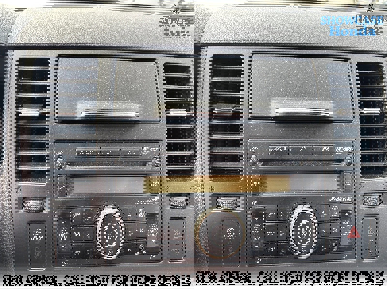 Used 2009 Nissan Versa 1.8 S w/ Convenience Pkg image 9