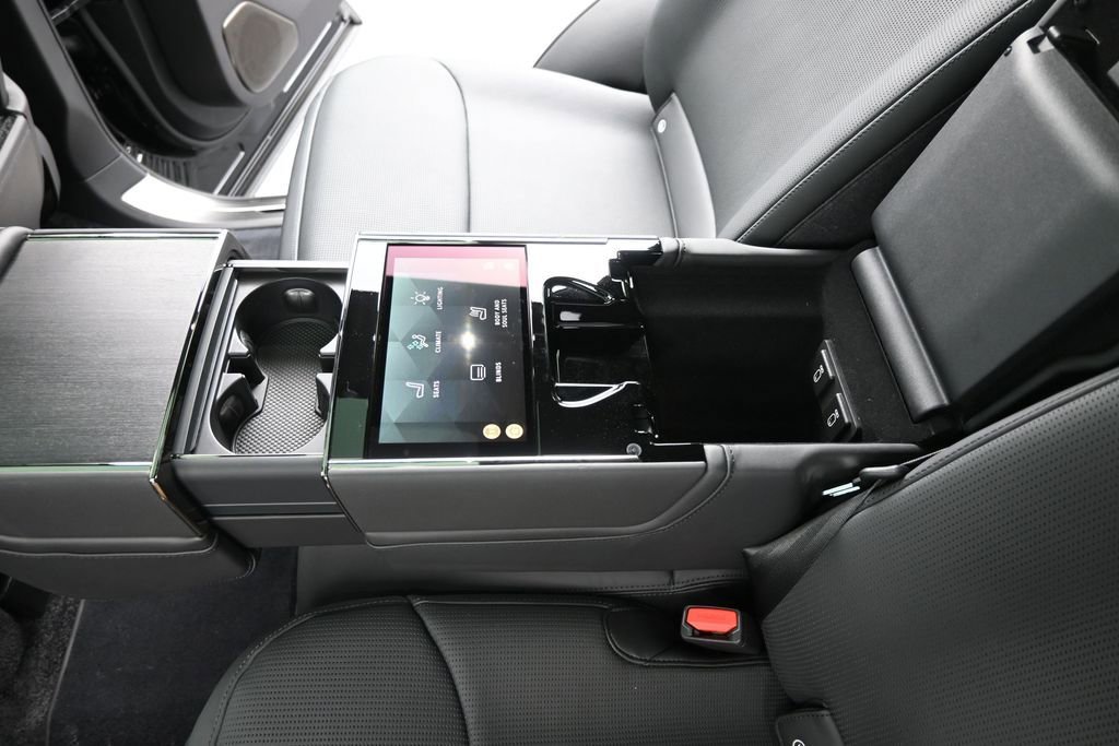 New 2026 Land Rover Range Rover Long Wheel Base SV AWD/4WD image 24