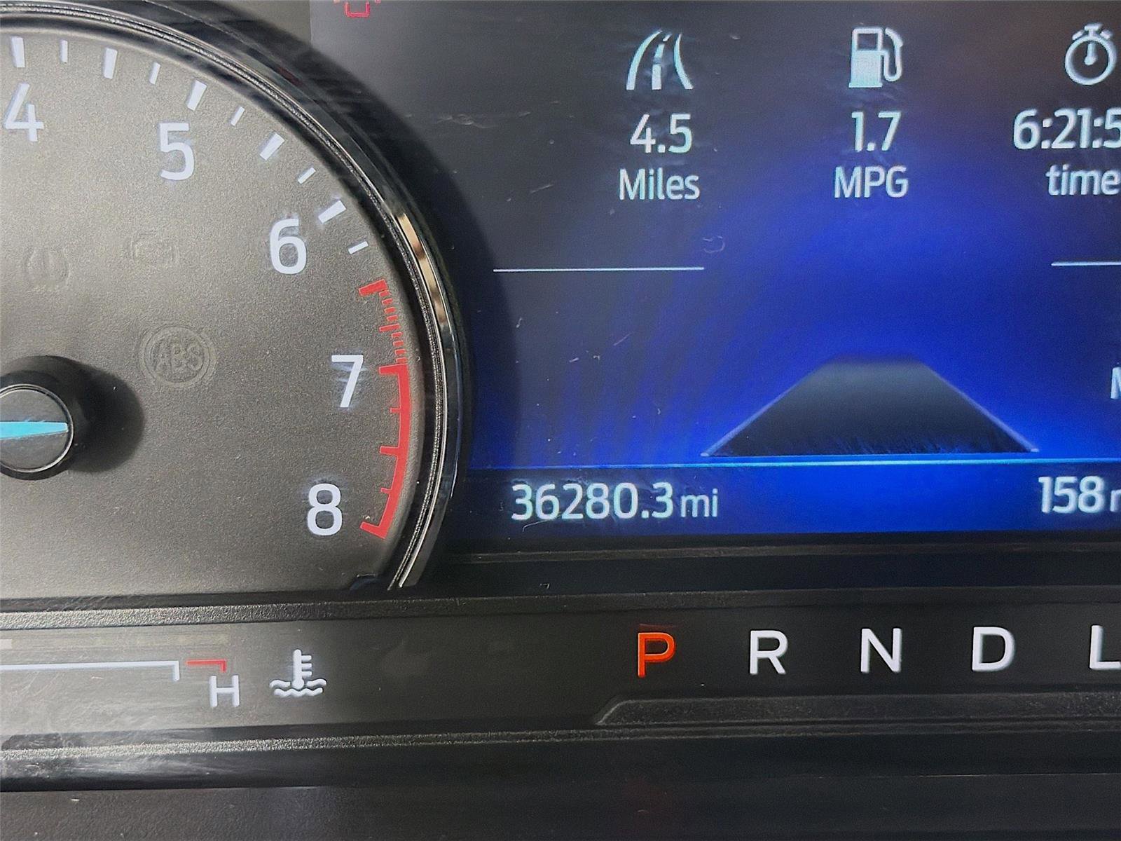 Used 2022 Ford Explorer XLT w/ Equipment Group 202A image 13