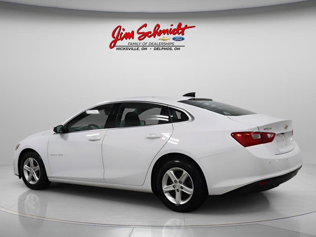 Used 2023 Chevrolet Malibu LS w/ Driver Confidence Package FWD image 4
