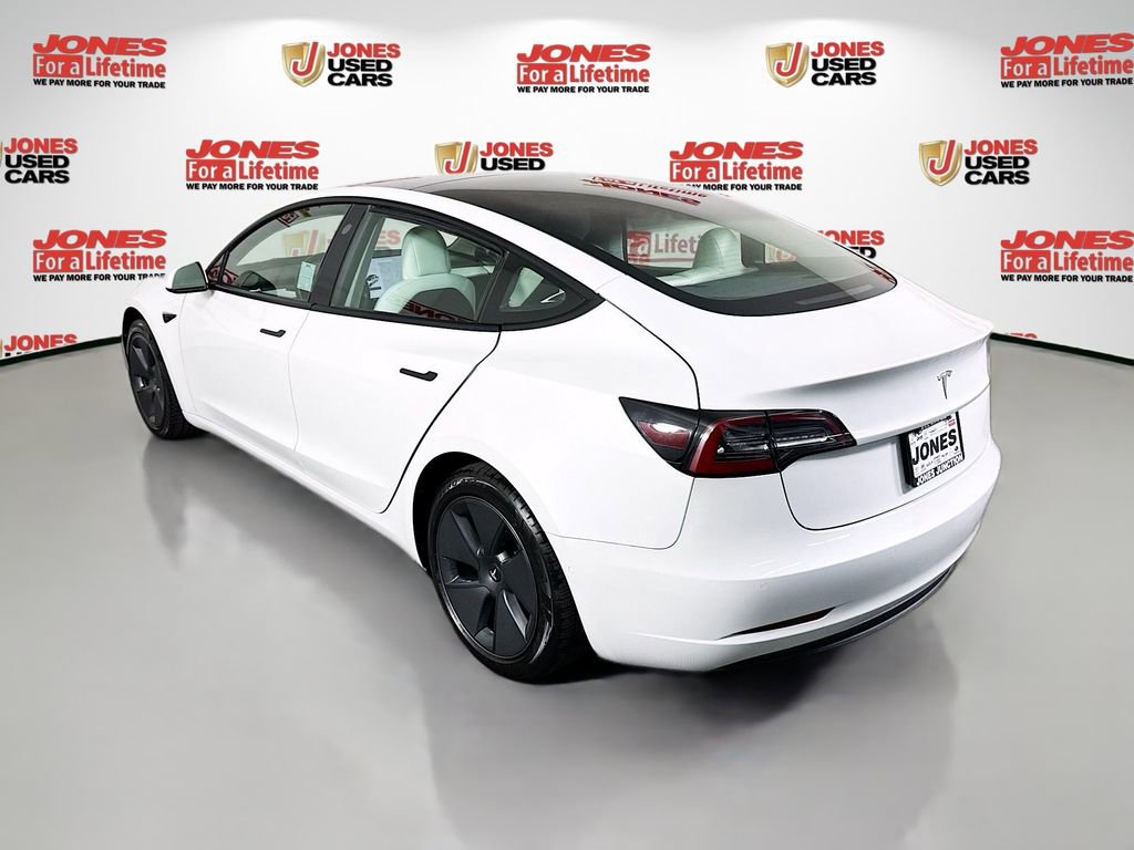 Used 2021 Tesla Model 3 Standard Range Plus image 2