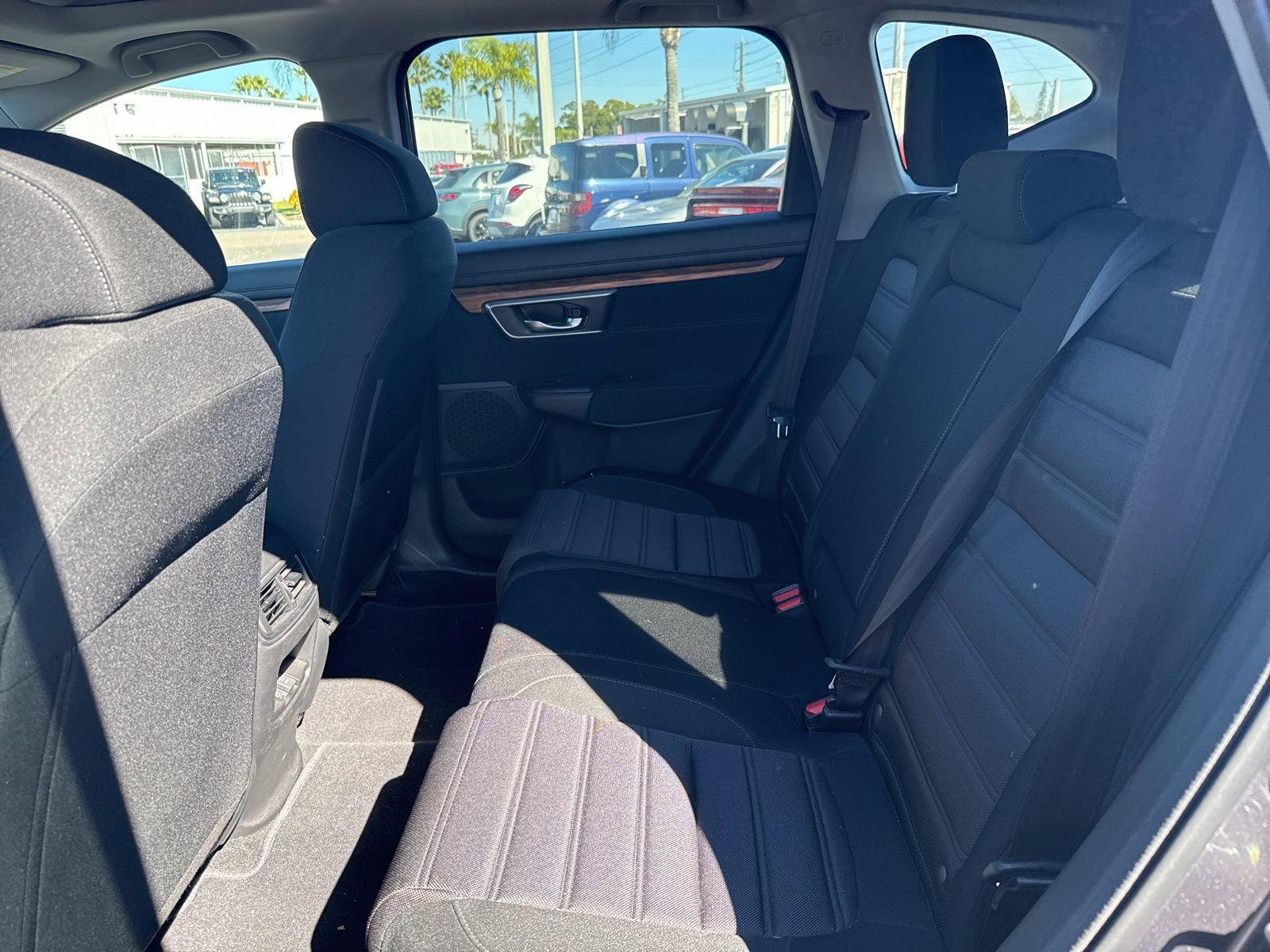 Used 2018 Honda CR-V EX image 9
