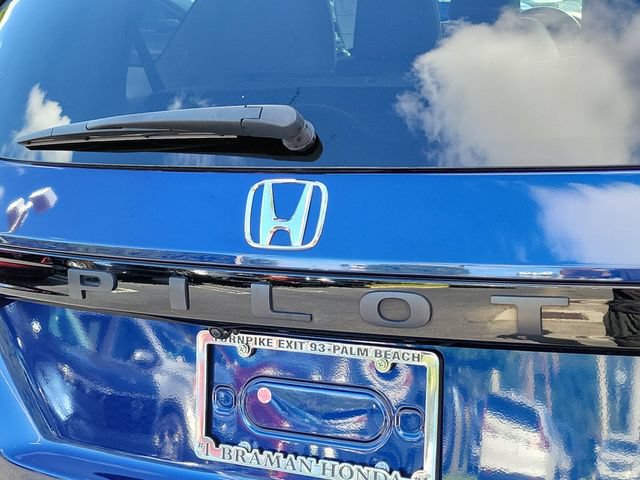 Certified 2024 Honda Pilot EX-L image 8