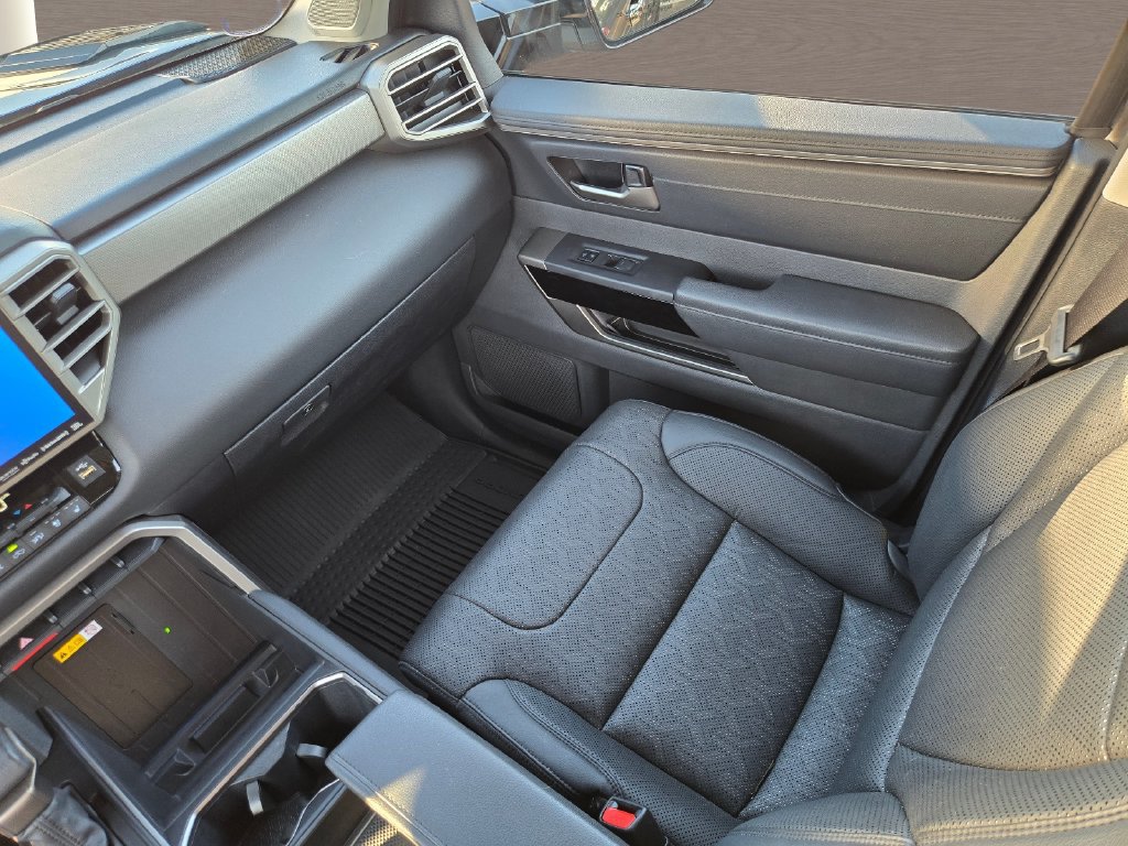 Used 2024 Toyota Tundra Limited AWD/4WD image 15