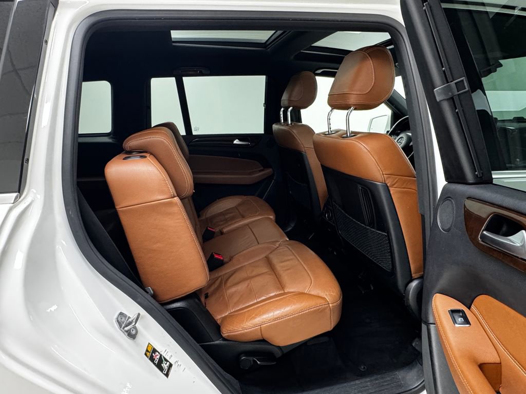 Used 2018 Mercedes-Benz GLS 450 4MATIC image 16