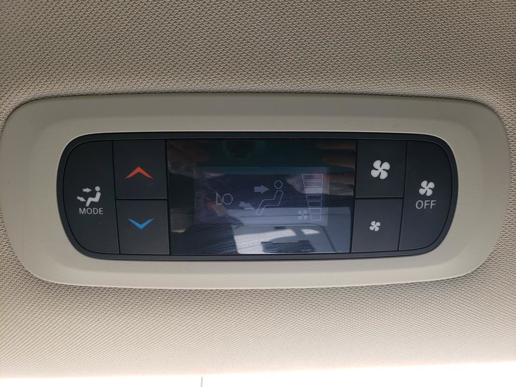 Certified 2023 Chrysler Voyager LX FWD image 16