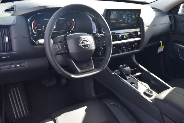 New 2026 Nissan Pathfinder SL AWD/4WD image 12