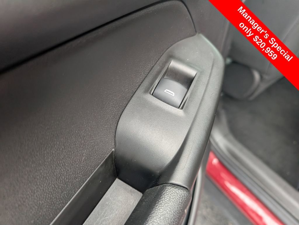 Used 2023 Chevrolet TrailBlazer RS w/ Convenience Package image 11