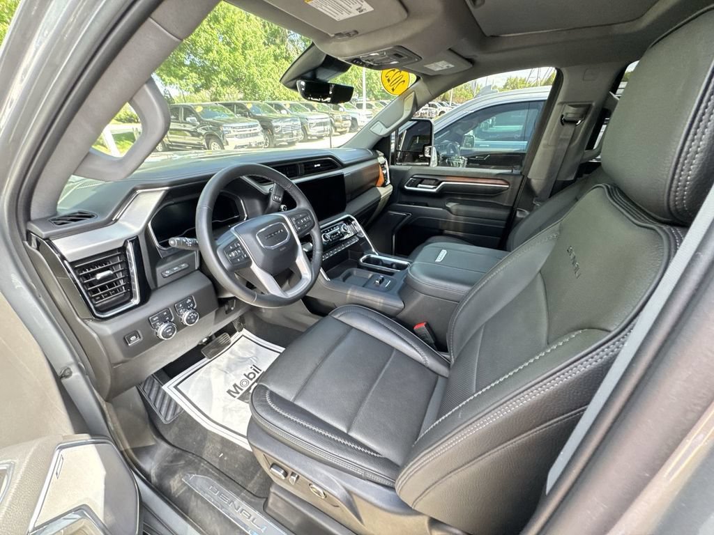Certified 2025 GMC Sierra 3500 Denali w/ Denali Reserve Package AWD/4WD image 37