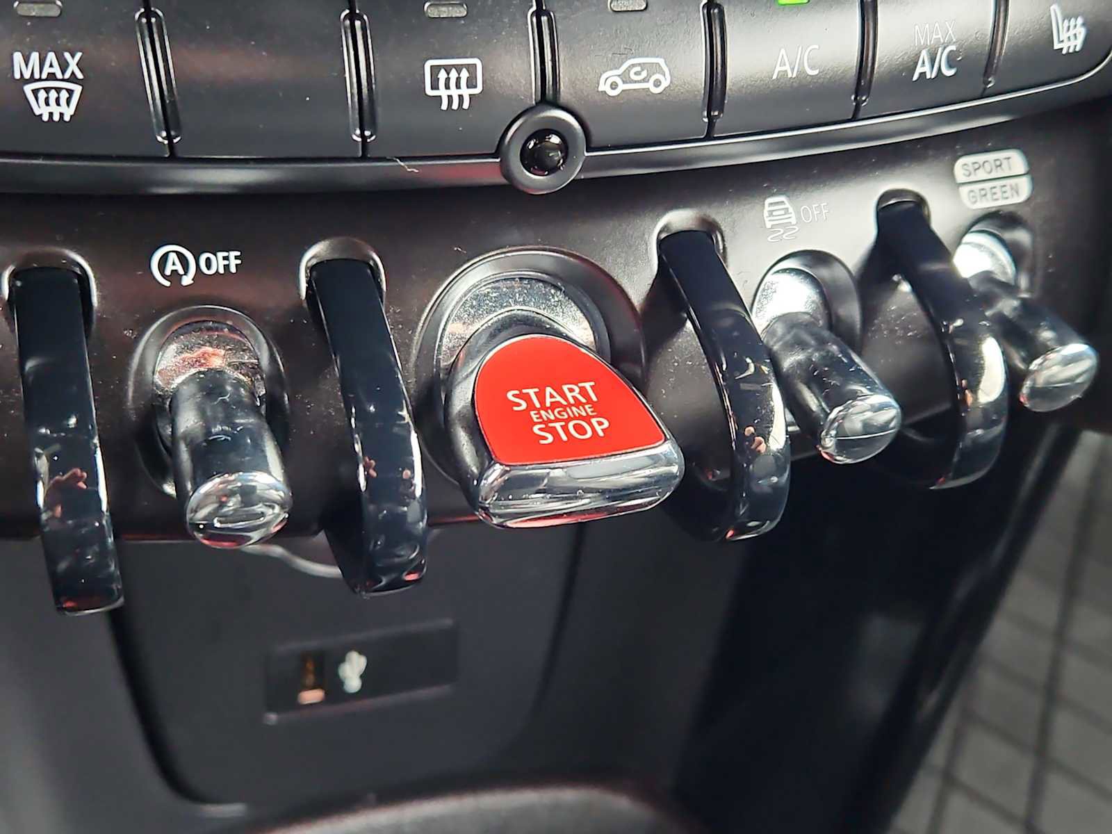 Used 2023 MINI Cooper S FWD image 20