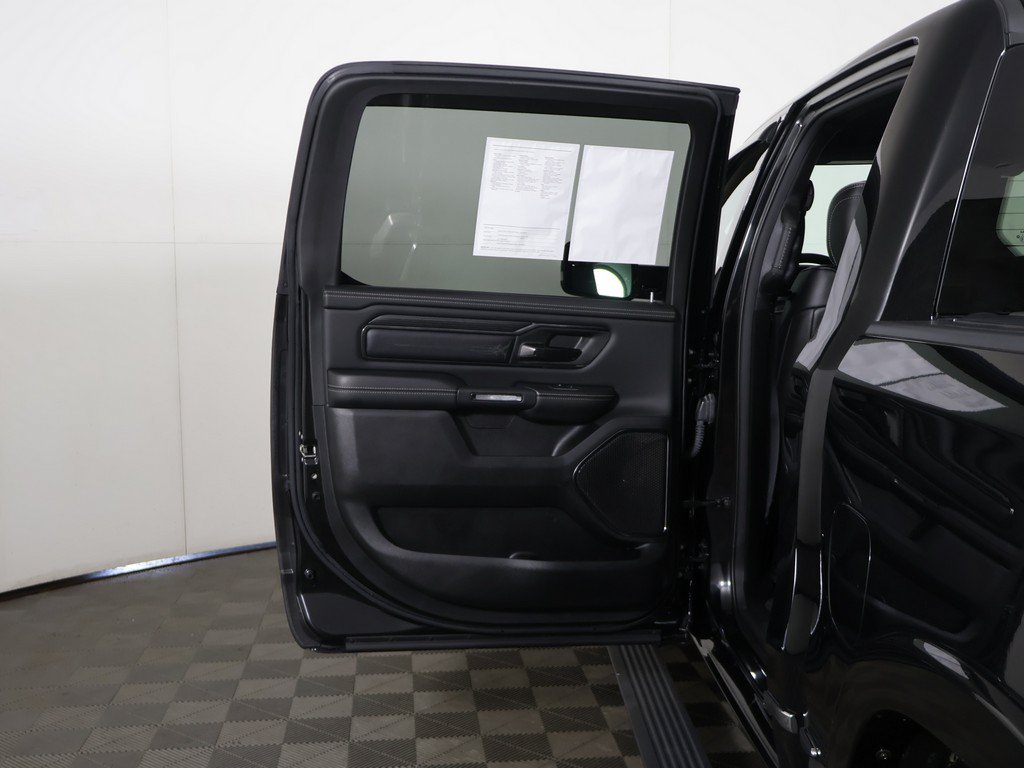 Used 2022 RAM 1500 Limited w/ Body-Colour Bumper Group AWD/4WD image 23